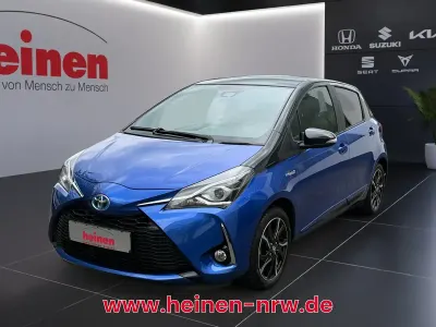 Gebraucht Toyota Yaris Hybrid Style 75 PS (55 kW) 2018 Blau Limousine