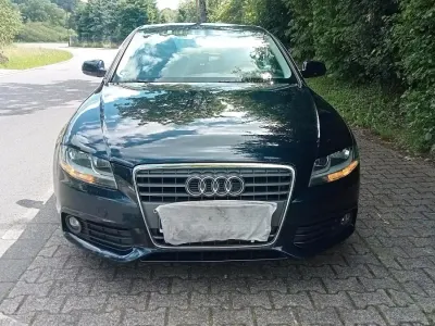 Gebraucht Audi A4 160 PS (117 kW) 2009 Blau Limousine
