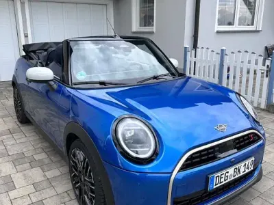 Occasion Mini Cooper S Cabriolet Favoured 204 ch (150 kW) 2024 Bleue Cabriolet