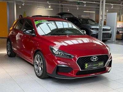 Gebraucht Hyundai i30 N Line 140 PS (102 kW) 2020 Fiery red / mic Limousine