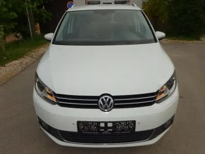 Gebraucht VW Touran 105 PS (77 kW) 2014 Weiß Van / Kleinbus