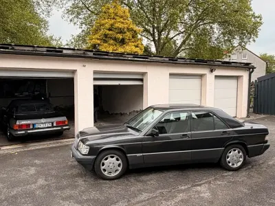 Gebraucht Mercedes 190 109 PS (80 kW) 1993 Grau Limousine