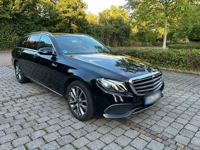 Mercedes E200