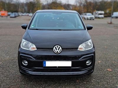 Schwarz Gebraucht 2018 VW up! move up! Kleinwagen | 10.800 € (Teuer)