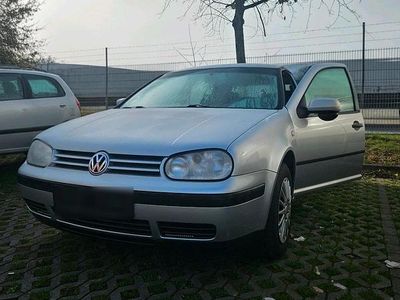 Gebraucht VW Golf IV 105 PS (77 kW) 2002 Kleinwagen