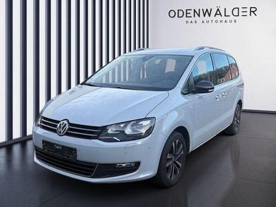 Weiß Gebraucht 2019 VW Sharan IQ Drive Van / Kleinbus | 28.988 € (Fairer Preis)
