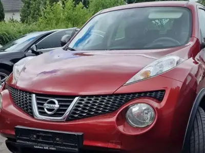Gebraucht Nissan Juke Visia 117 PS (86 kW) 2011 Force red metallic SUV