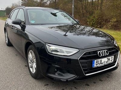 Schwarz Gebraucht 2022 Audi A4 Kombi | 20.600 € (Superpreis)