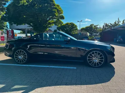 Gebraucht Mercedes E220 195 PS (143 kW) 2019 Schwarz Cabrio