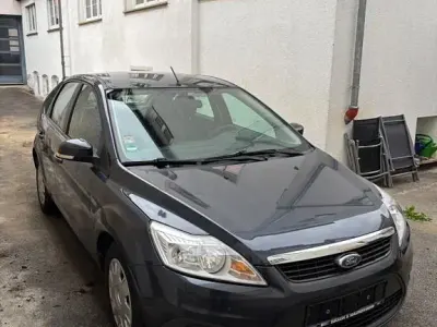 Gebraucht Ford Focus 116 PS (85 kW) 2008 Grau Limousine