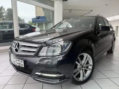 Gebraucht Mercedes C220 170 PS (125 kW) 2011 Schwarz Kombi