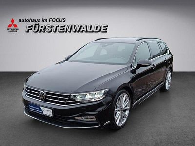 Gebraucht VW Passat R 200 PS (147 kW) 2023 Schwarz Kombi