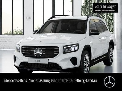 Mercedes GLB200