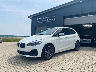 BMW 225