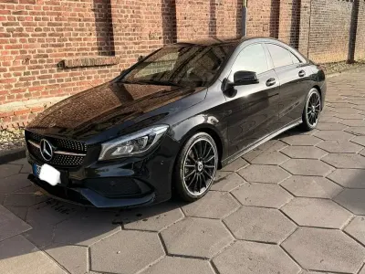 Gebraucht Mercedes CLA200 AMG line 136 PS (100 kW) 2019 Schwarz Coupé