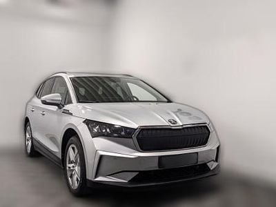 Metallic Gebraucht 2023 Skoda Enyaq iV Loft SUV | 28.340 € (Etwas zu teuer)