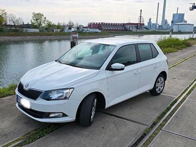 Second-hand Skoda Fabia 60 CP (44 kW) 2015 Alb Hatchback