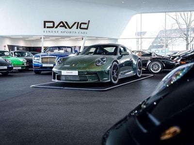 Second-hand Porsche 992 525 CP (386 kW) 2025 Verde Coupe