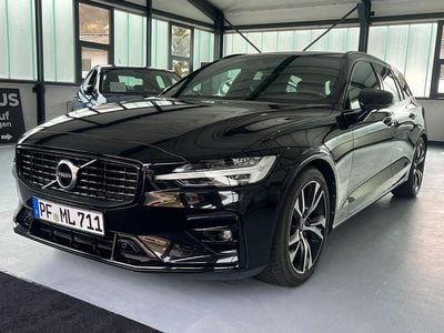 Gebraucht Volvo V60 R-Design 150 PS (110 kW) 2020 Schwarz Kombi