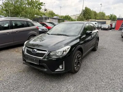 Käytetty Subaru XV Comfort 147 HP (108 kW) 2016 Musta Katumaasturi