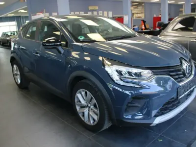 Gebraucht Renault Captur Equilibre 140 PS (102 kW) 2023 Blau SUV