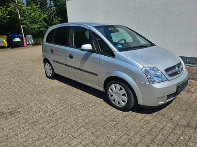 Gebraucht Opel Meriva 87 PS (63 kW) 2003 Silber Van / Kleinbus