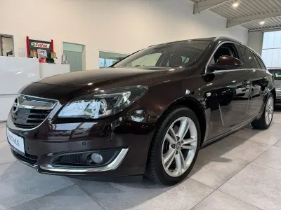 Gebraucht Opel Insignia Business 194 PS (142 kW) 2015 Braun Kombi
