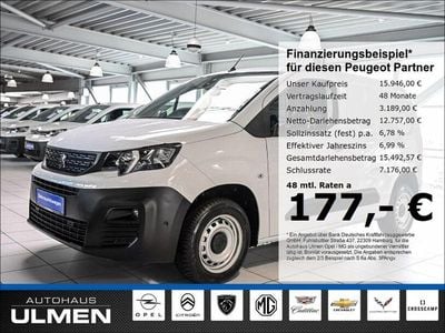 Gebraucht Peugeot Partner Premium 102 PS (75 kW) 2023 Weiss Van / Kleinbus