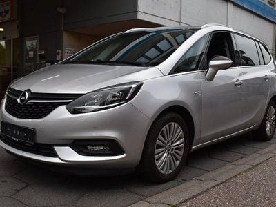 Silber Gebraucht 2017 Opel Zafira Innovation Van / Kleinbus | 5.995 € (Fairer Preis)