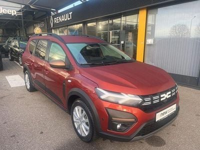 Terracottabraun (braun) Gebraucht 2024 Dacia Jogger Extreme Van / Kleinbus | 18.900 € (Fairer Preis)
