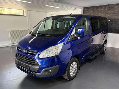Gebraucht Ford Tourneo Titanium 170 PS (125 kW) 2017 Blau Van / Kleinbus