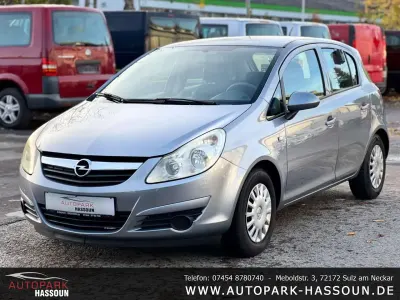 Usata Opel Corsa Basis 80 CV (58 kW) 2009 Argento Utilitaria