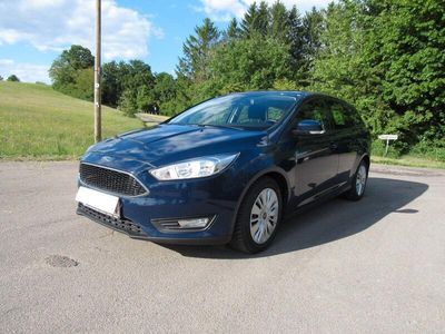 Gebraucht Ford Focus 120 PS (88 kW) 2016 Blau Kombi