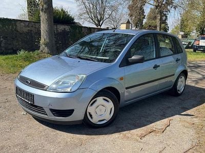 Usata Ford Fiesta 80 CV (58 kW) 2005 Blu Utilitaria