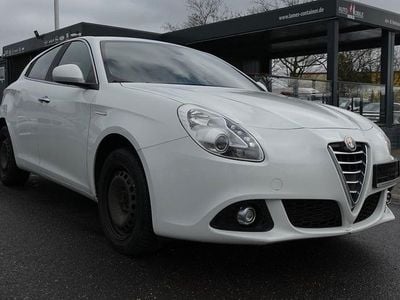Gebraucht Alfa Romeo Giulietta Turismo 105 PS (77 kW) 2014 Weiß Kleinwagen