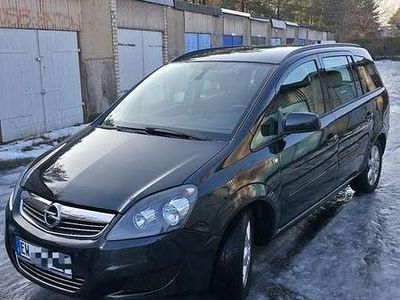 Gebraucht Opel Zafira Family 110 PS (80 kW) 2014 Schwarz Van / Kleinbus