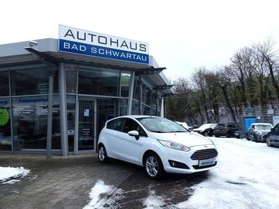 Gebraucht Ford Fiesta Titanium 140 PS (102 kW) 2017 Weiß Kleinwagen