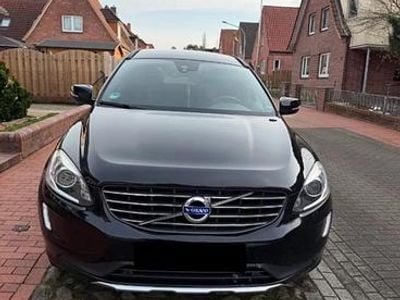 Schwarz Gebraucht 2014 Volvo XC60 SUV | 13.500 € (Fairer Preis)