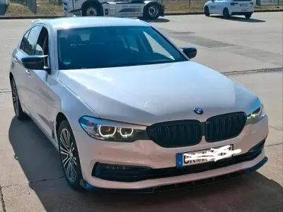 Gebraucht BMW 520 Sport Line 190 PS (139 kW) 2020 Weiß Limousine
