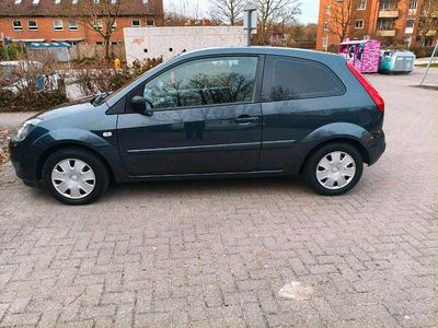 Gebraucht Ford Fiesta 2008 Grau Kleinwagen