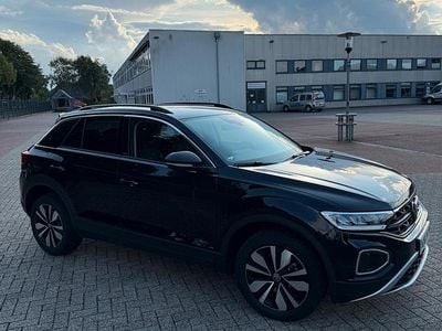 Usata VW T-Roc 150 CV (110 kW) 2024 Nero SUV