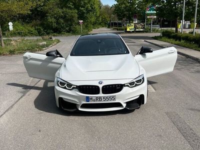 gebraucht BMW M4 viel Carbon, LCI Umbau, Dt. Fahrzeug