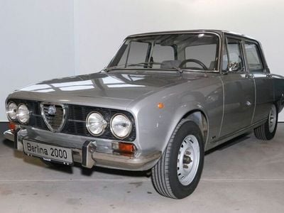 Gebraucht Alfa Romeo 2000 131 PS (96 kW) 1971 Silber Limousine