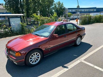 gebraucht BMW 316 E36 i Limousine 105000 km 2 Hand TÜV 1.2026