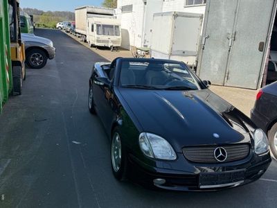 Mercedes SLK230