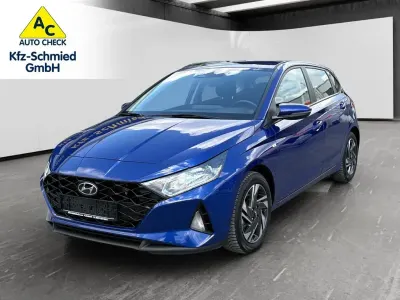 Gebraucht Hyundai i20 Trend 101 PS (74 kW) 2024 Blau Kleinwagen