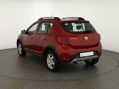 Gebraucht Dacia Sandero Prestige 90 PS (66 kW) 2019 Rot SUV