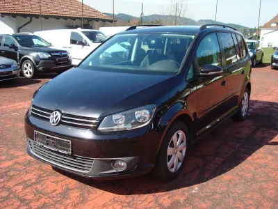 Gebraucht VW Touran Comfortline 105 PS (77 kW) 2012 Schwarz Van / Kleinbus