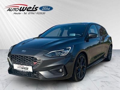 Grau Gebraucht 2022 Ford Focus ST Limousine | 28.900 € (Fairer Preis)