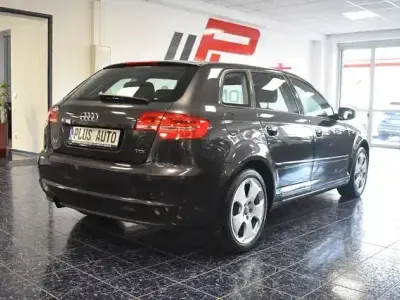 Usata Audi A3 Attraction 140 CV (102 kW) 2012 Grigio Utilitaria